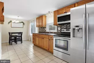 77 E Locust Ln, New Oxford, PA 17350 - Photo 15