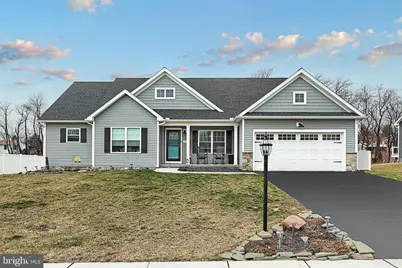 141 Oxford Boulevard, New Oxford, PA 17350 - Photo 3