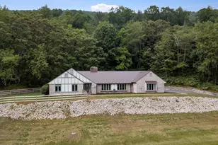 210 Raintree Ln, Fairfield, PA 17320 - Photo 1