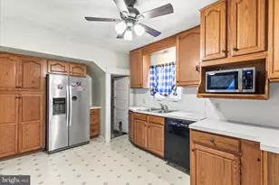 308 Abbottstown St, East Berlin, PA 17316 - Photo 11