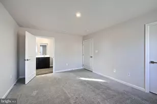 77 Summerfield Dr, Hanover, PA 17331 - Photo 35