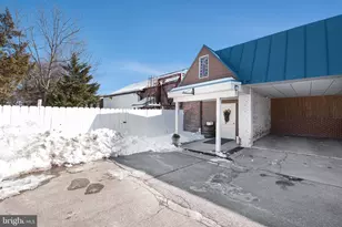 37 N 4th St, Gettysburg, PA 17325 - Photo 1