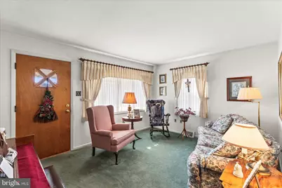 517 Delone Avenue, Mc Sherrystown, PA 17344 - Photo 5