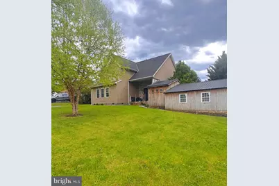 201 E King Street, East Berlin, PA 17316 - Photo 3