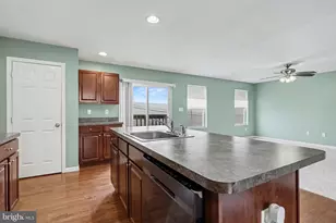 27 E Imperial Dr, Aspers, PA 17304 - Photo 13