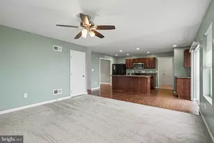 27 E Imperial Dr, Aspers, PA 17304 - Photo 11