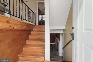 149 W Myrtle St, Littlestown, PA 17340 - Photo 5