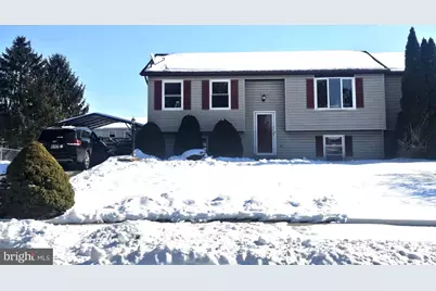 228 S Lincoln Drive, Hanover, PA 17331 - Photo 1