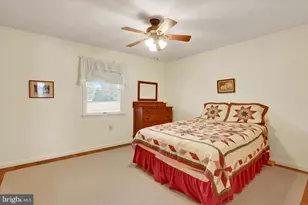 371 Heritage Dr, Gettysburg, PA 17325 - Photo 17