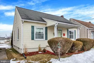 371 Maple Ave, Hanover, PA 17331 - Photo 3