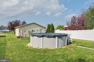 371 Maple Ave, Hanover, PA 17331 - Photo 5
