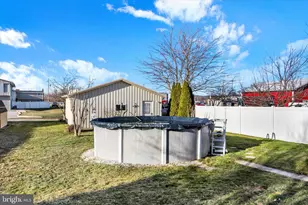 371 Maple Ave, Hanover, PA 17331 - Photo 3