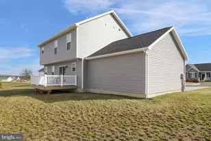 8 Nighthawk Ct, Gettysburg, PA 17325 - Photo 5