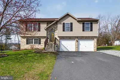 37 Pleasanton Drive, East Berlin, PA 17316 - Photo 1