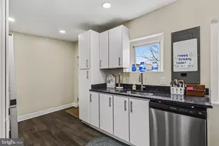 14 Hanover St, New Oxford, PA 17350 - Photo 13