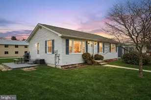 484 S Columbus Ave, Littlestown, PA 17340 - Photo 1