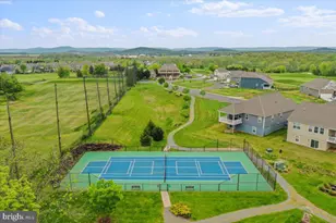 101 Brookside Ln, Gettysburg, PA 17325 - Photo 41