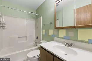 18 E Lakeview Dr, Littlestown, PA 17340 - Photo 15