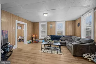 408 S Queen St, Littlestown, PA 17340 - Photo 15