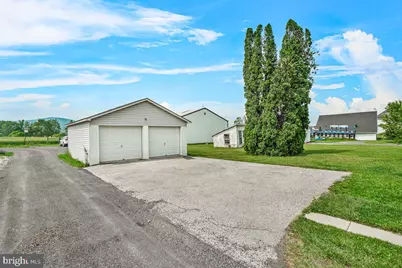 201 E Main Street, Fairfield, PA 17320 - Photo 33