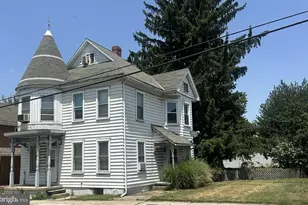 37 N Queen St, Littlestown, PA 17340 - Photo 3