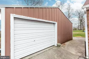 229 E High St, New Oxford, PA 17350 - Photo 5