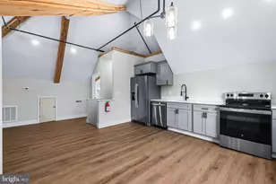 320 W King St, East Berlin, PA 17316 - Photo 3