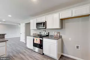 114 Maple St, Littlestown, PA 17340 - Photo 13