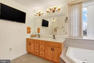 944 Heritage Dr, Gettysburg, PA 17325 - Photo 17