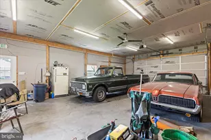 318 W High St, New Oxford, PA 17350 - Photo 25