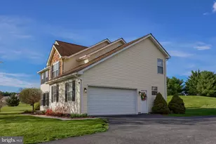 80 E Summit Dr, Littlestown, PA 17340 - Photo 51