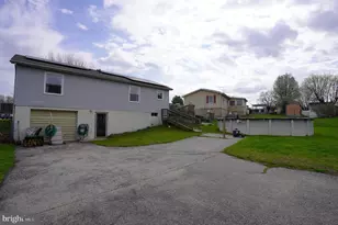 85 E Locust Ln, New Oxford, PA 17350 - Photo 19