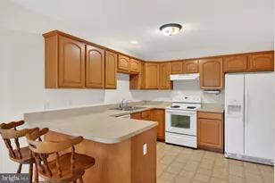 213 Maple Dr, Hanover, PA 17331 - Photo 9