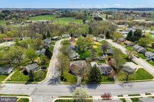 31 E Lakeview Dr, Littlestown, PA 17340 - Photo 39