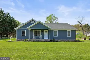 8 Orchard Dr, Hanover, PA 17331 - Photo 3