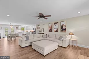 8 Orchard Dr, Hanover, PA 17331 - Photo 7
