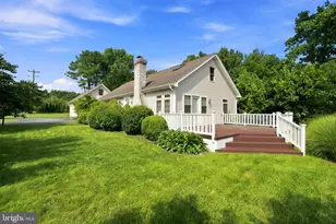 227 Heritage Dr, Gettysburg, PA 17325 - Photo 1
