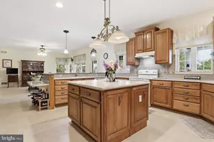 33 Warm Breeze Ct, Hanover, PA 17331 - Photo 17