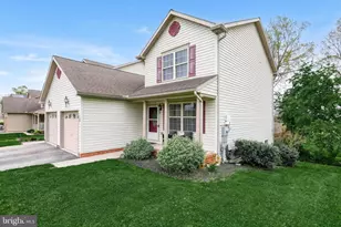 137 Maple Dr, Hanover, PA 17331 - Photo 7