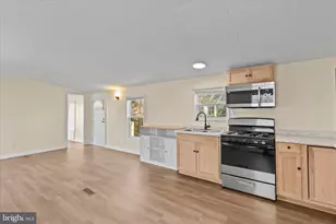 1104 W Elm Ave, Hanover, PA 17331 - Photo 5