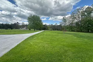 447 Hunterstown Hampton Rd, Gettysburg, PA 17325 - Photo 3