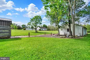 315 700 Rd, New Oxford, PA 17350 - Photo 23