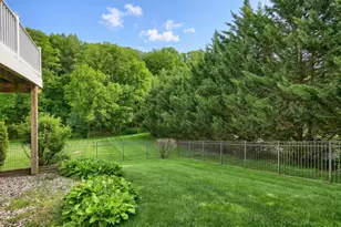 95 E Summit Dr, Littlestown, PA 17340 - Photo 47