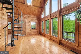 6386 Chambersburg Rd, Fayetteville, PA 17222 - Photo 9