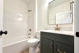 663 Curtis Dr, Gettysburg, PA 17325 - Photo 9