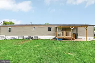 97 Sherrill Dr, New Oxford, PA 17350 - Photo 3