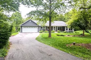 85 Southview Dr, Biglerville, PA 17307 - Photo 1
