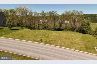 25 S Orchard View Drive, Hanover, PA 17331 - Photo 3