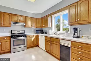 394 Heritage Dr, Gettysburg, PA 17325 - Photo 17