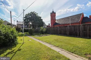 8 Carlisle St, New Oxford, PA 17350 - Photo 13